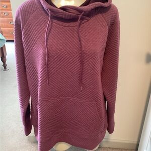 GreenTea Quilted Mauve Hooded Pullover